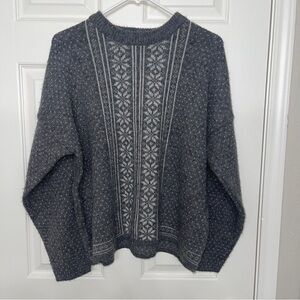 Vintage 90’s Esprit Sport Women’s Grey Long Sleeve Sweater 
Size L